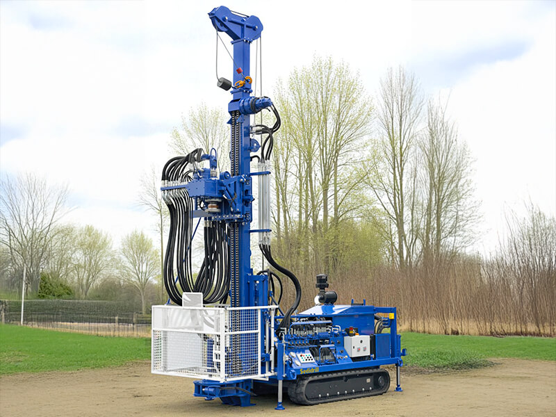 Foreuses pour forage et captage d'eau SOMAC